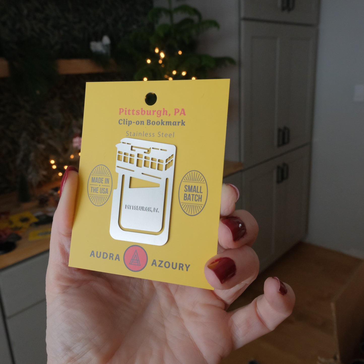 Incline Clip-on Bookmark