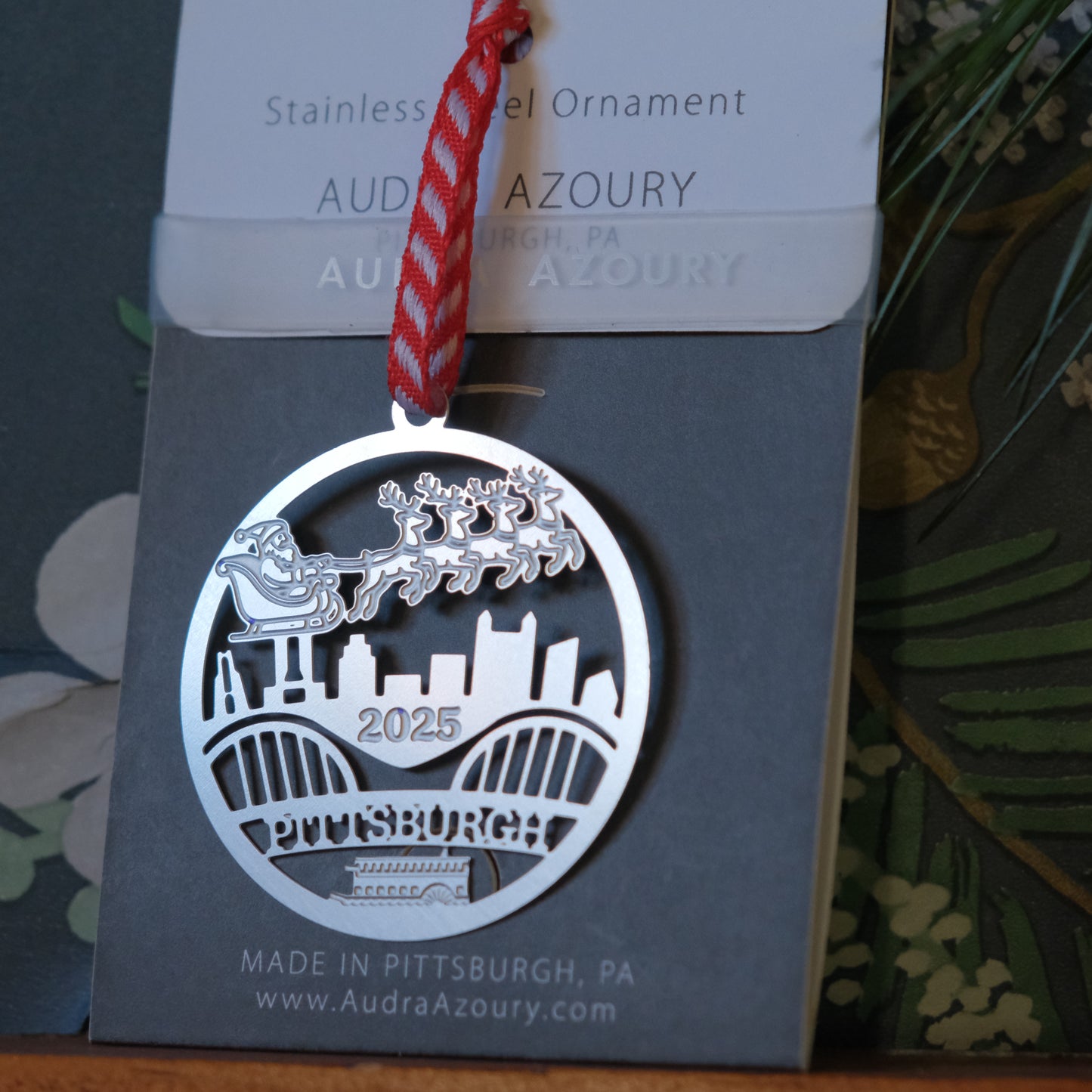 2025 - Santa & Reindeer Pittsburgh Skyline